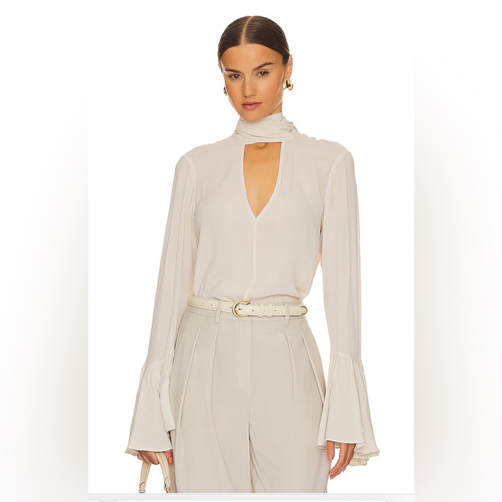 Blisse Top in Champagne
